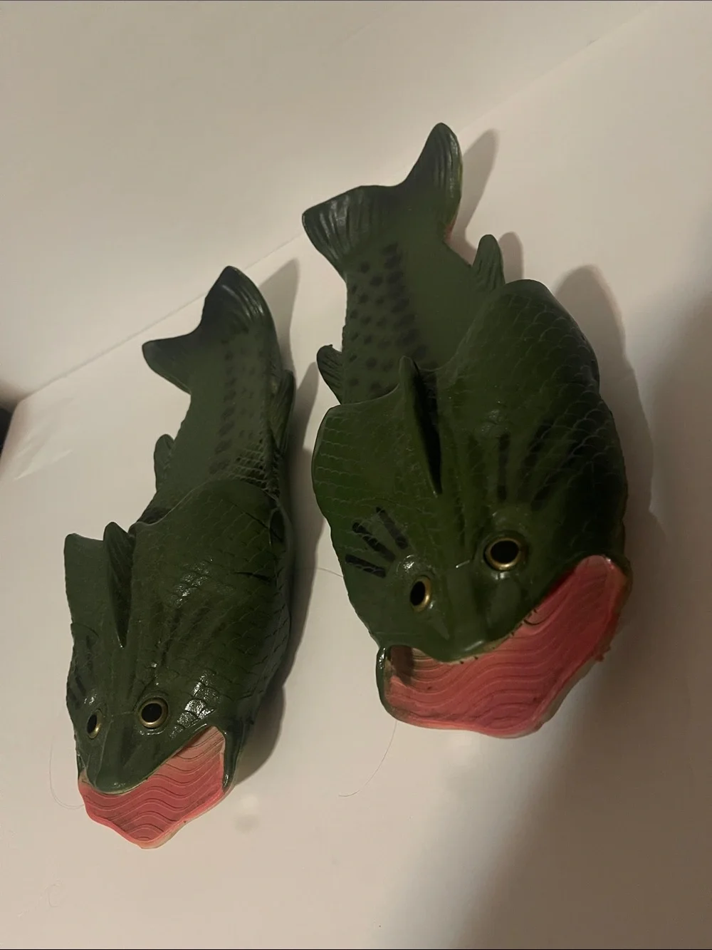 New fish slippers men’s 10 10.5 slippers house shoes gift prank gag